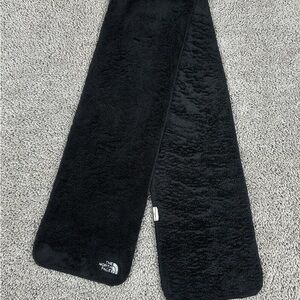 The North Face woman’s Black Fleece Bottoms